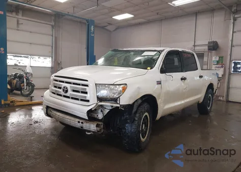 2010 Toyota Tundra Grade 5.7L V8 from USA, damaged, VIN 5TFDY5F19AX096064